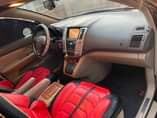 A picture of This is mint clean lexus rx330 2005 model freshly bath