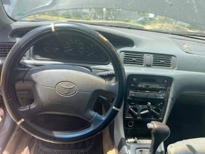A picture of 1999 Toyota Camry