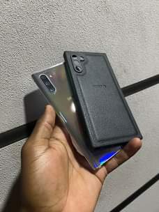 A picture of Note 10