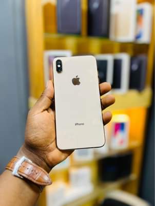 A picture of Iphone XS Max 64GB No face 480 000