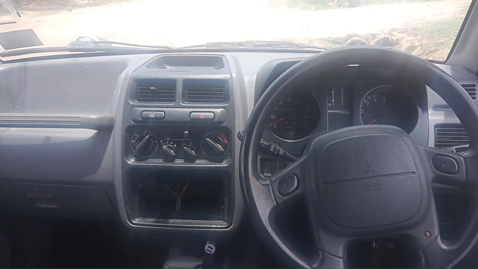 used mitsubishi pajero