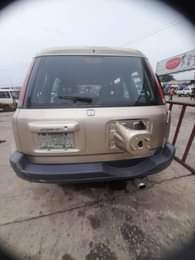 A picture of Honda CRV Engine And Gear box 100 ok Interior Very