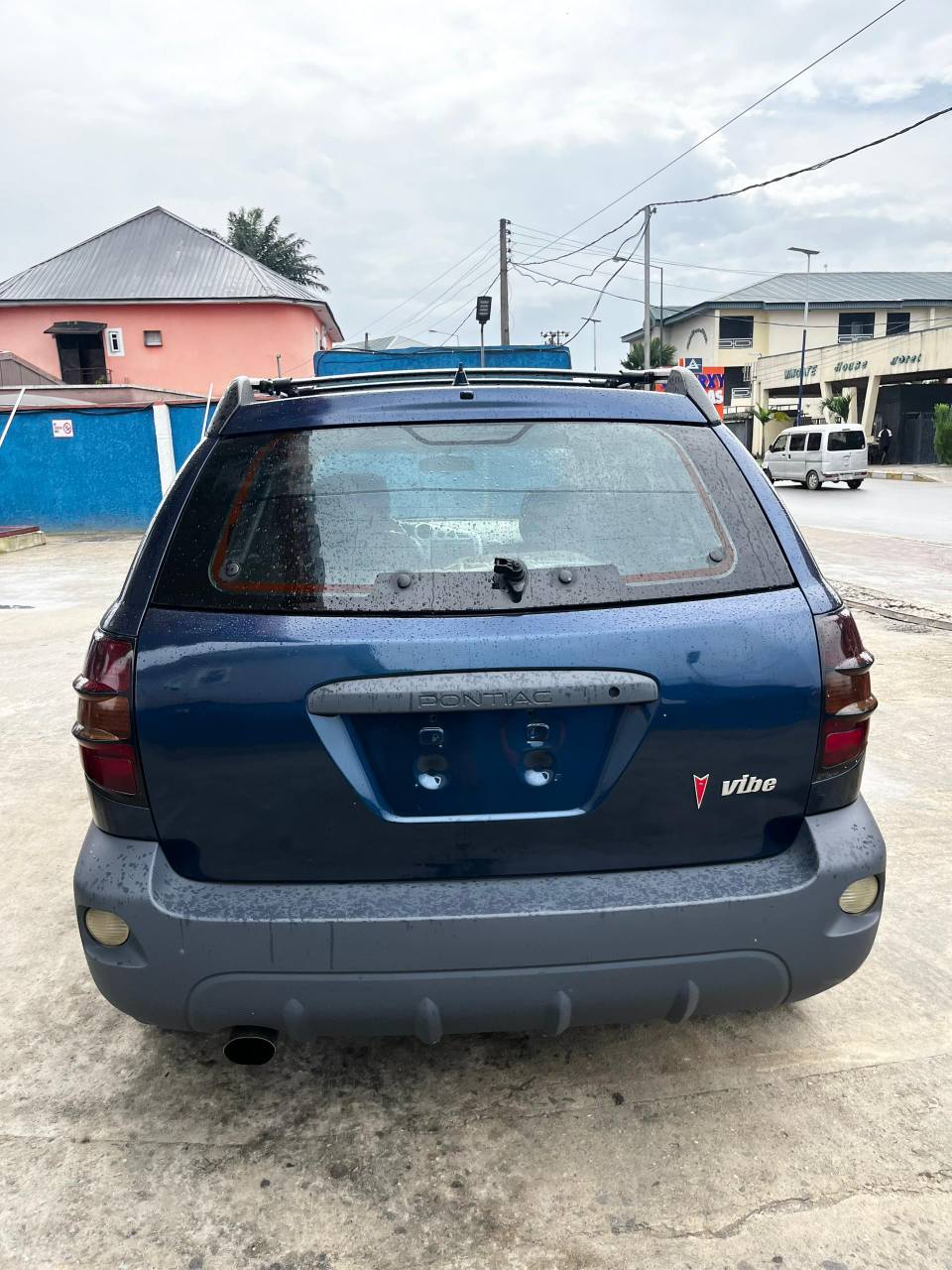 A picture of 2004 MODEL PONTIAC VIBE EVERYTHING IS GUCCI FIRST BODY NEAT