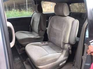 A picture of 2005 Toyota Sienna