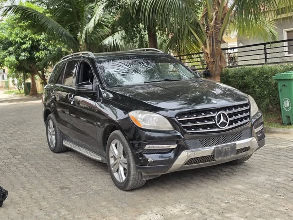 A picture of Mercedes Benz ML 350 2012