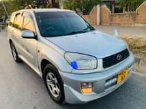 A picture of TOYOTA RAV4 0719748337