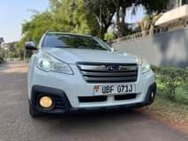 A picture of Subaru Outback 2013
