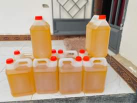 A picture of Agee sunfloweroil mafuta safi toka singida