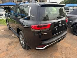 A picture of  2023 Brand new Land Cruiser Twin Turbo Price 170M