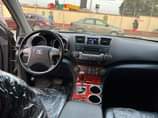 A picture of Toyota highlander 2010