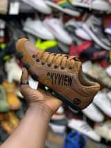 A picture of SHOES Original bei 40000