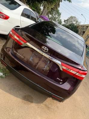 A picture of Belgium standard Toyota Avalon 2014 model for Sale Everything intact