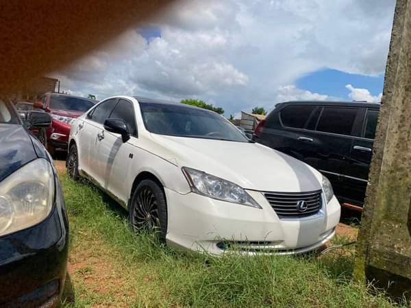 A picture of Ifeco C Automobile For sale Slightly used... 2009 Lexus ES