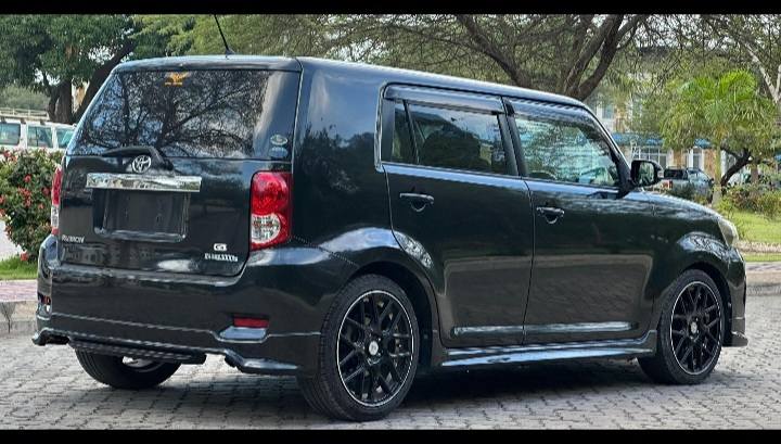 A picture of Toyota Rumion
