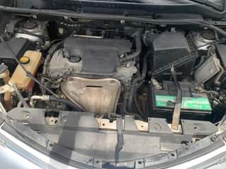 A picture of Fast deal Neatly Registered 016 Toyota RAV4 XLE keystart reverse