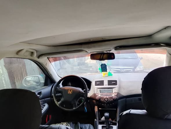 A picture of 2006 Honda DC