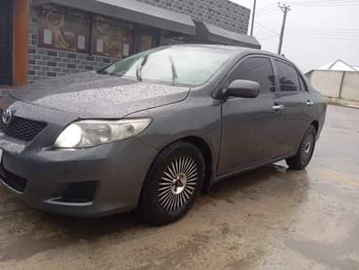 A picture of 2009 MODEL Toyota Corolla American spec Engine very silent Gear