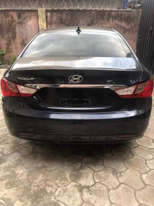 A picture of BELGIUM GRADE HYUNDAI SONATA 2013 MODEL Engine very silent Gear