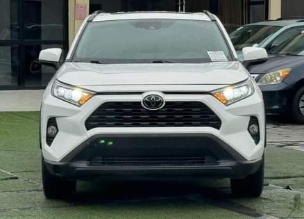A picture of Toyota RAV4 2019