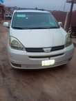 A picture of 2005 Toyota sienna Toyota