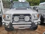 A picture of PRICE MILION 195 MILI TSHS Contact 0759181814 Year 2020 LANDCRUISER