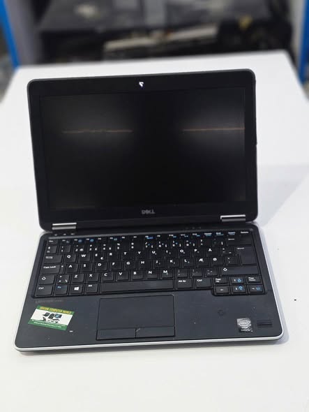 A picture of Dell latitude 7450