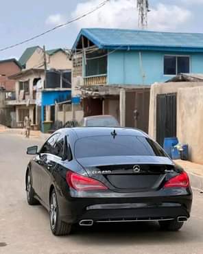 A picture of DIRECT TOKUNBO 2014 MERCEDES BENZ CLA250 4MATIC Panoramic roof Bluetooth