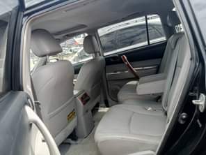 A picture of For sale Slightly used... 2009 upgraded to 2013 Toyota Highlander