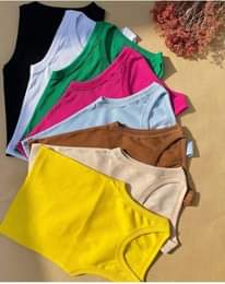 A picture of Crop tops 20k