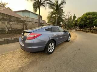 A picture of Clean Honda Crosstour