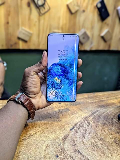 A picture of Samsung s20 5g