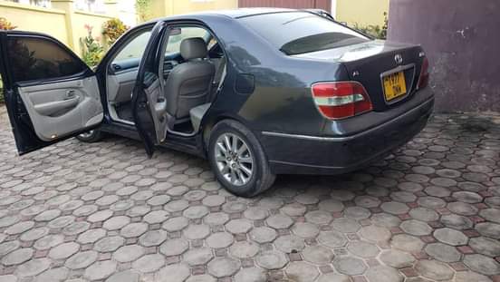 A picture of TOYOTA BREVIS