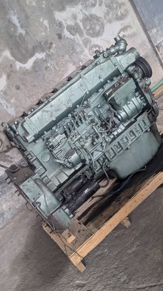 A picture of Engine howo 371 used from abroad