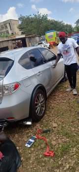 A picture of We buy used cars With a good price Just call