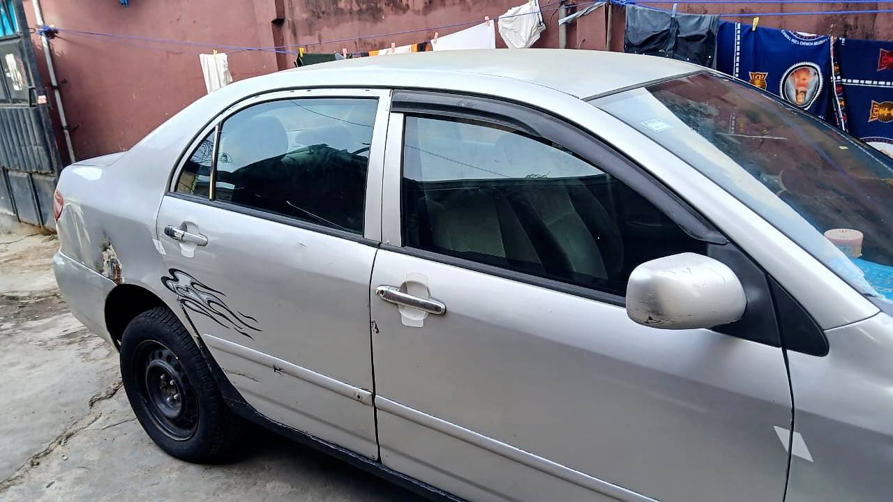 A picture of 04 Toyota Corolla