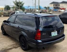 A picture of Ford focus wagon 2005 model automatic Transmission 4 sale Clean