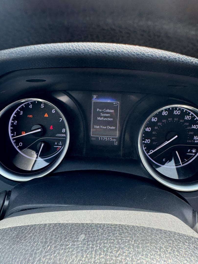A picture of Toyota camry 2018 07062868114 