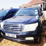 A picture of Landcruiser V8 2008 165m