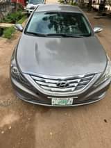 A picture of Hyundai sonata 2011 Registered Neatly baked once Perfect engine gear