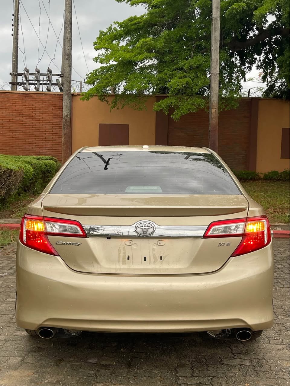 A picture of 2012 Toyota camry xle for sale