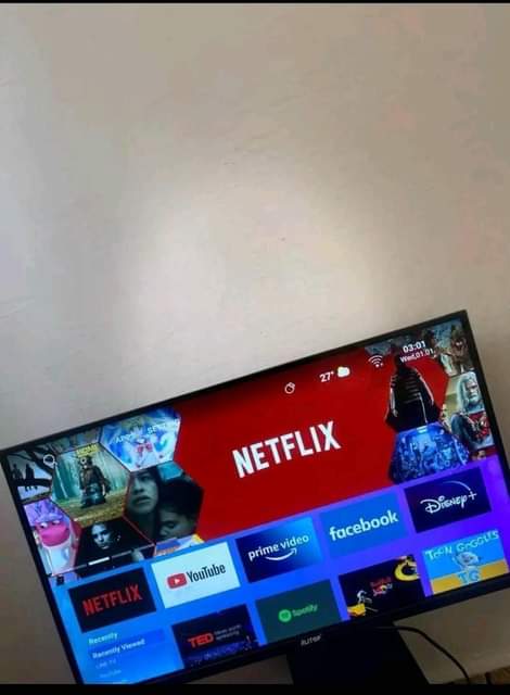A picture of Alitop smart inch 32