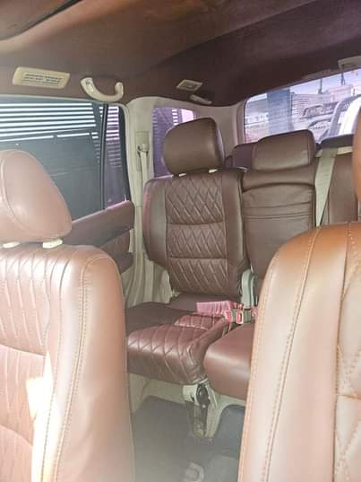 A picture of 07 GX460 upgraded to 2021 Prado. Nothing to fix well