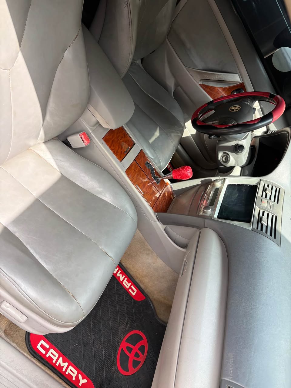 A picture of Nigeria used Toyota Camry 2008