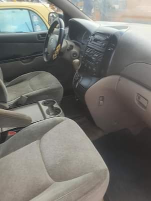 A picture of 1ST BODY TOKUNBO STANDARD SIENNA 2005 09055535383