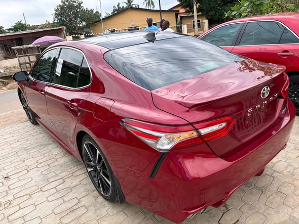 A picture of Toyota Camry XSE