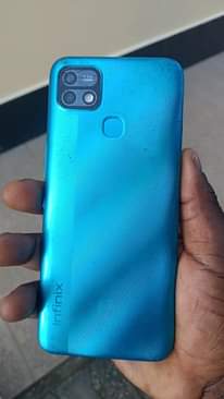 A picture of Inifinix hot.10i