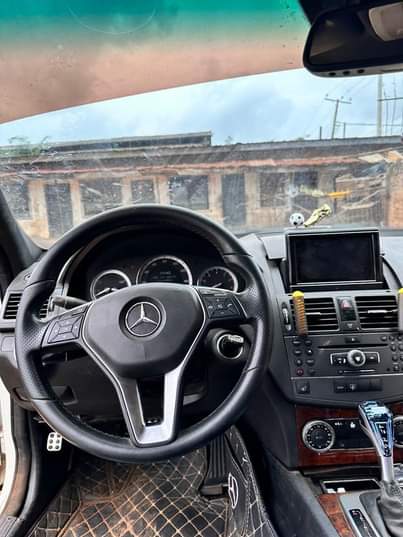 A picture of 2008 Mercedes Benz C300