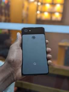 A picture of Google pixel 3xl