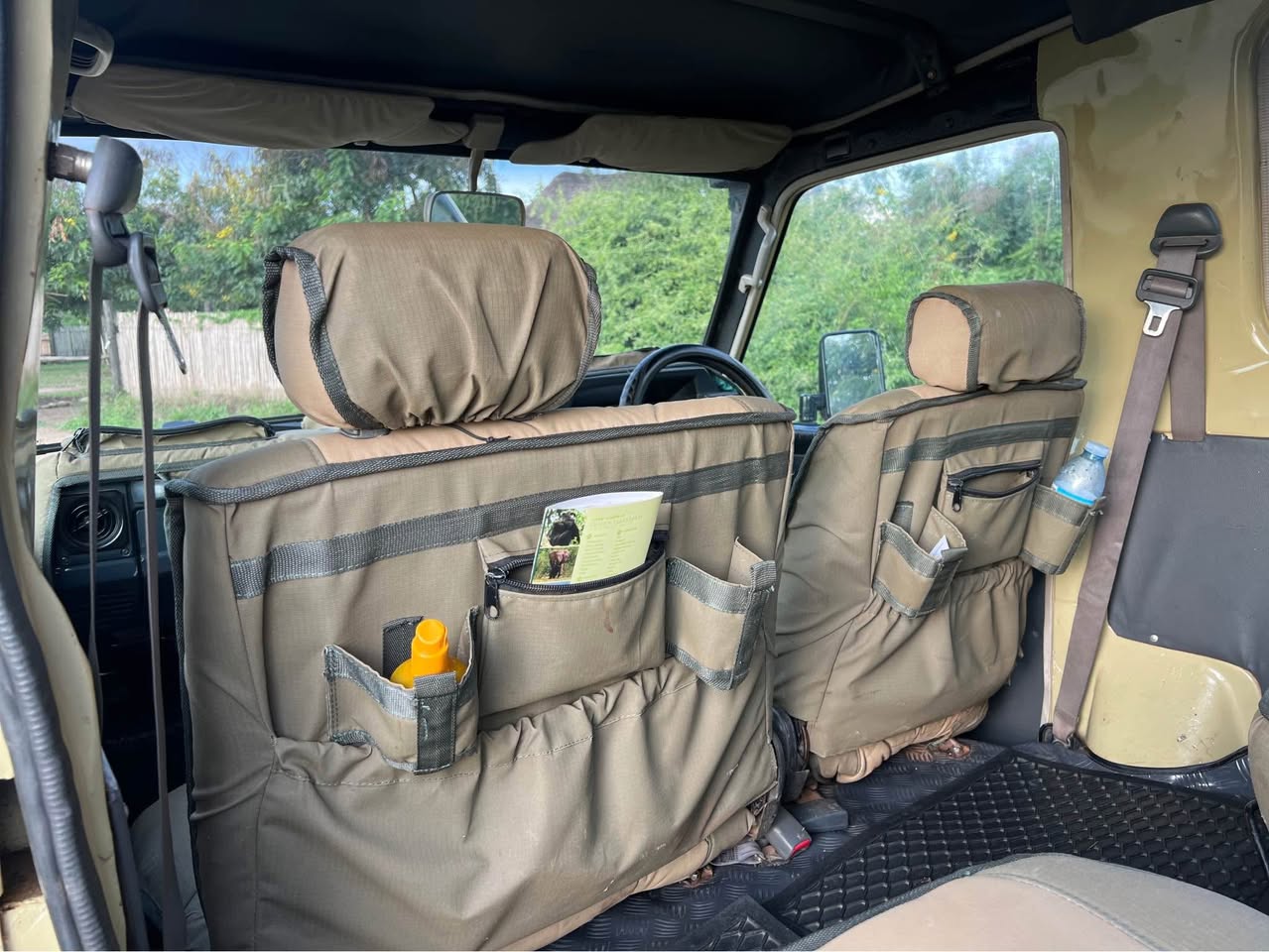 A picture of Land Cruiser 5 seater hard top