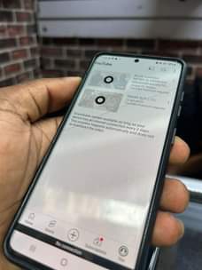 A picture of Samsung S20 5g